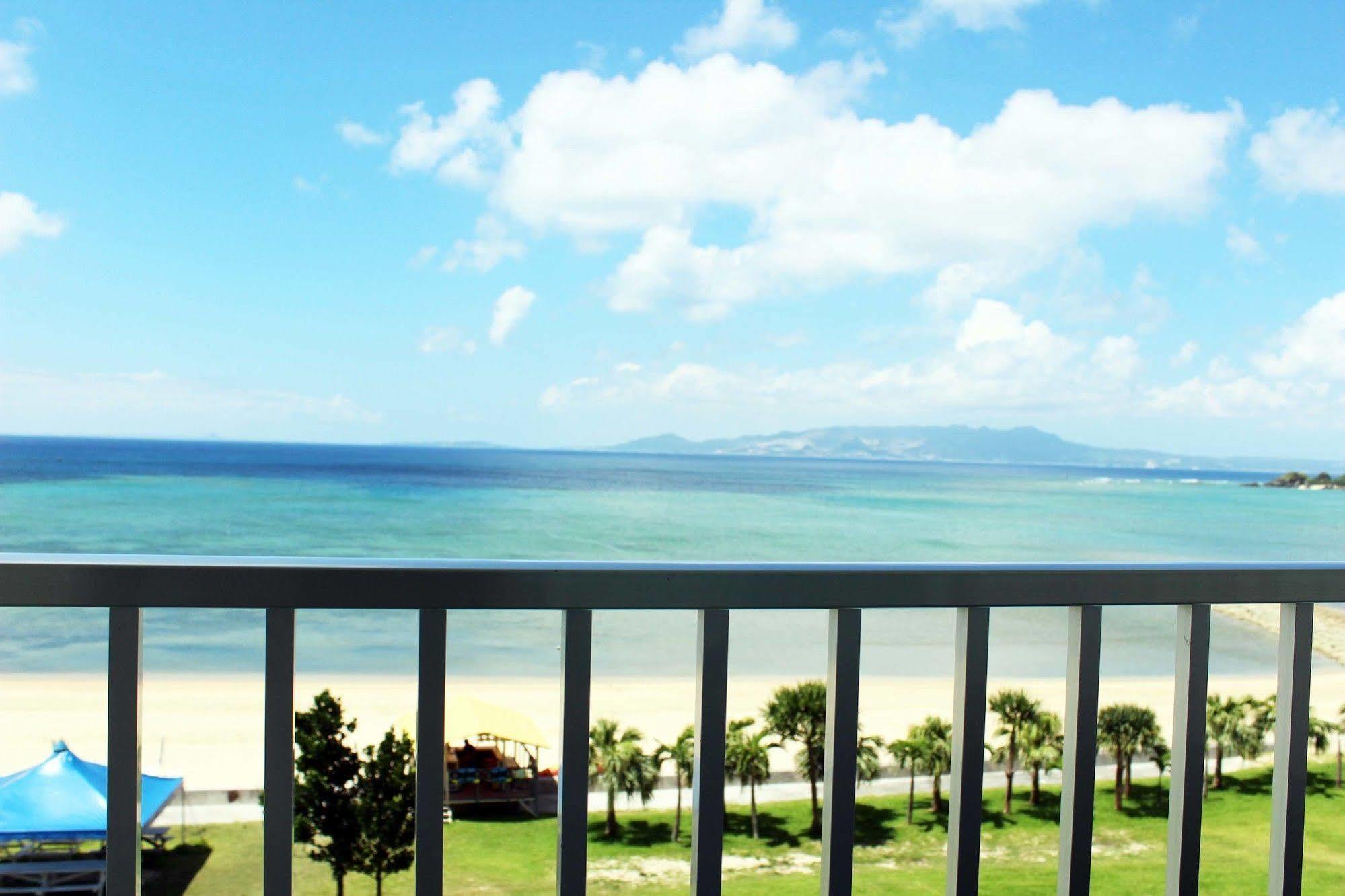 Miyuki Hamabaru Resort Онна Экстерьер фото